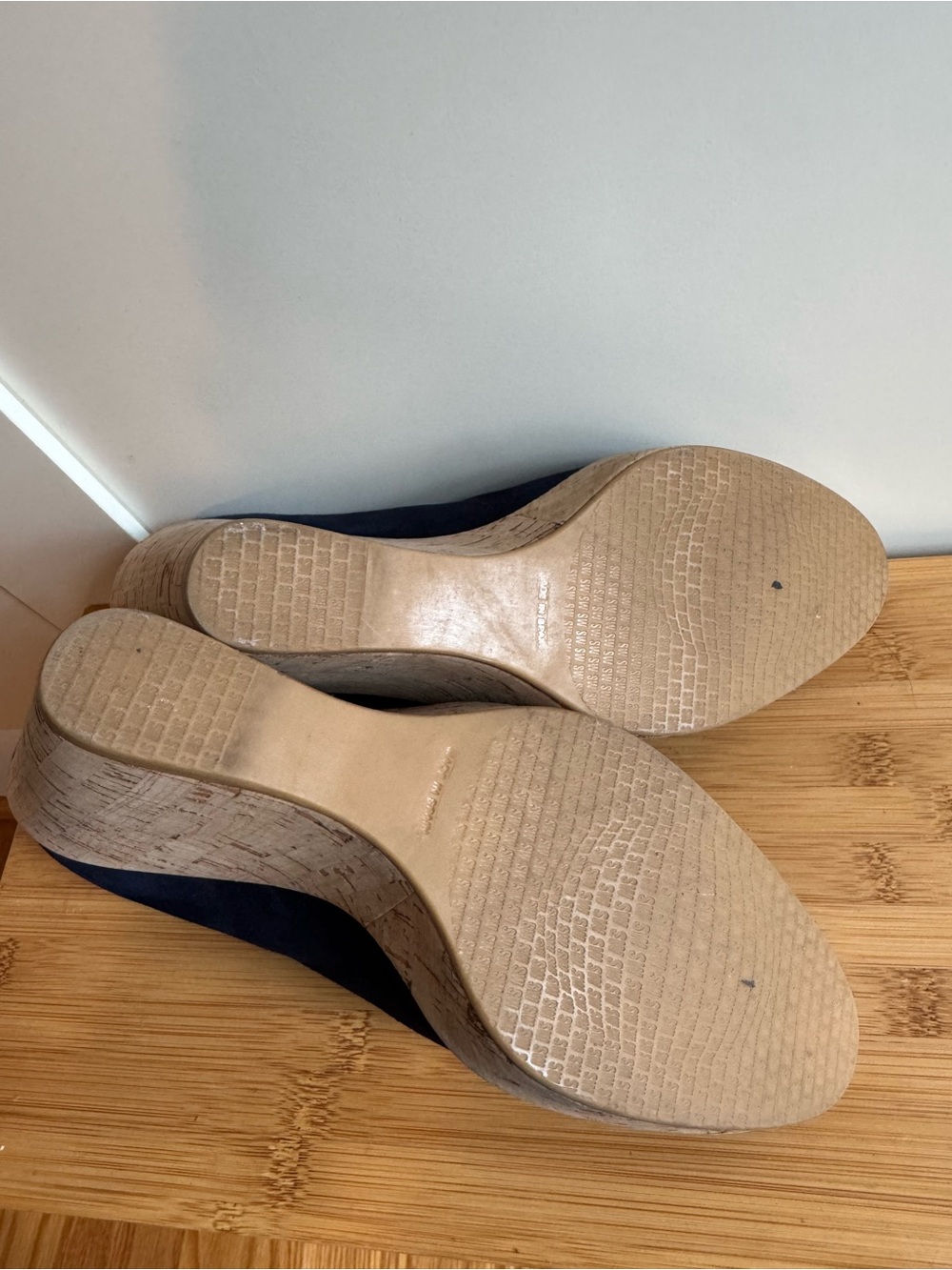Stuart Weitzman Corkswoon Wedges Navy Suede Cork Platform Pumps - Picture 5 of 5